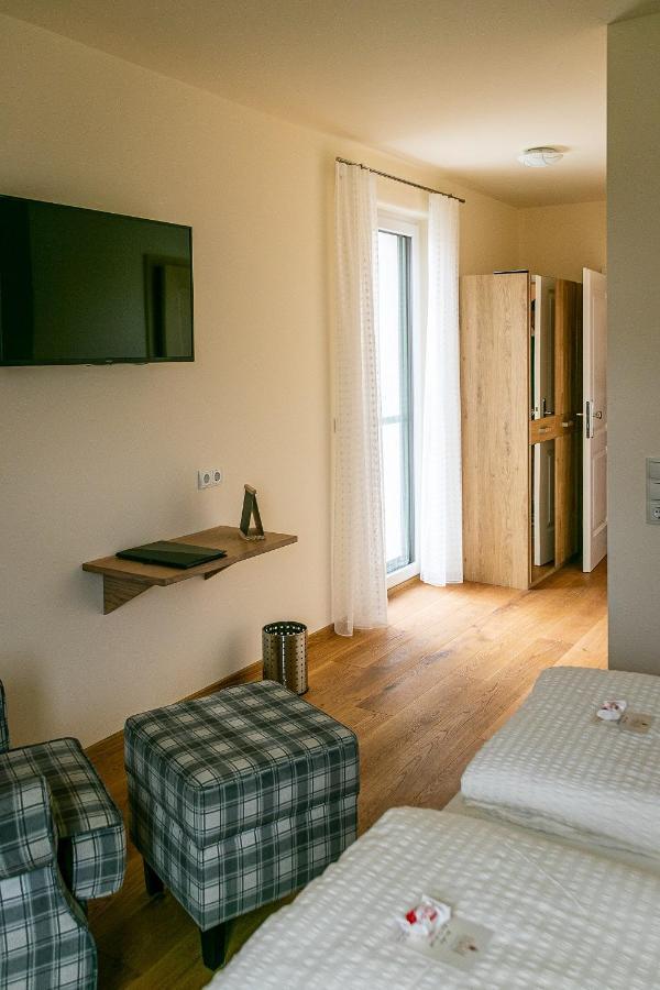 Weinhof Reichmann Bed & Breakfast Sankt Peter am Ottersbach Ngoại thất bức ảnh