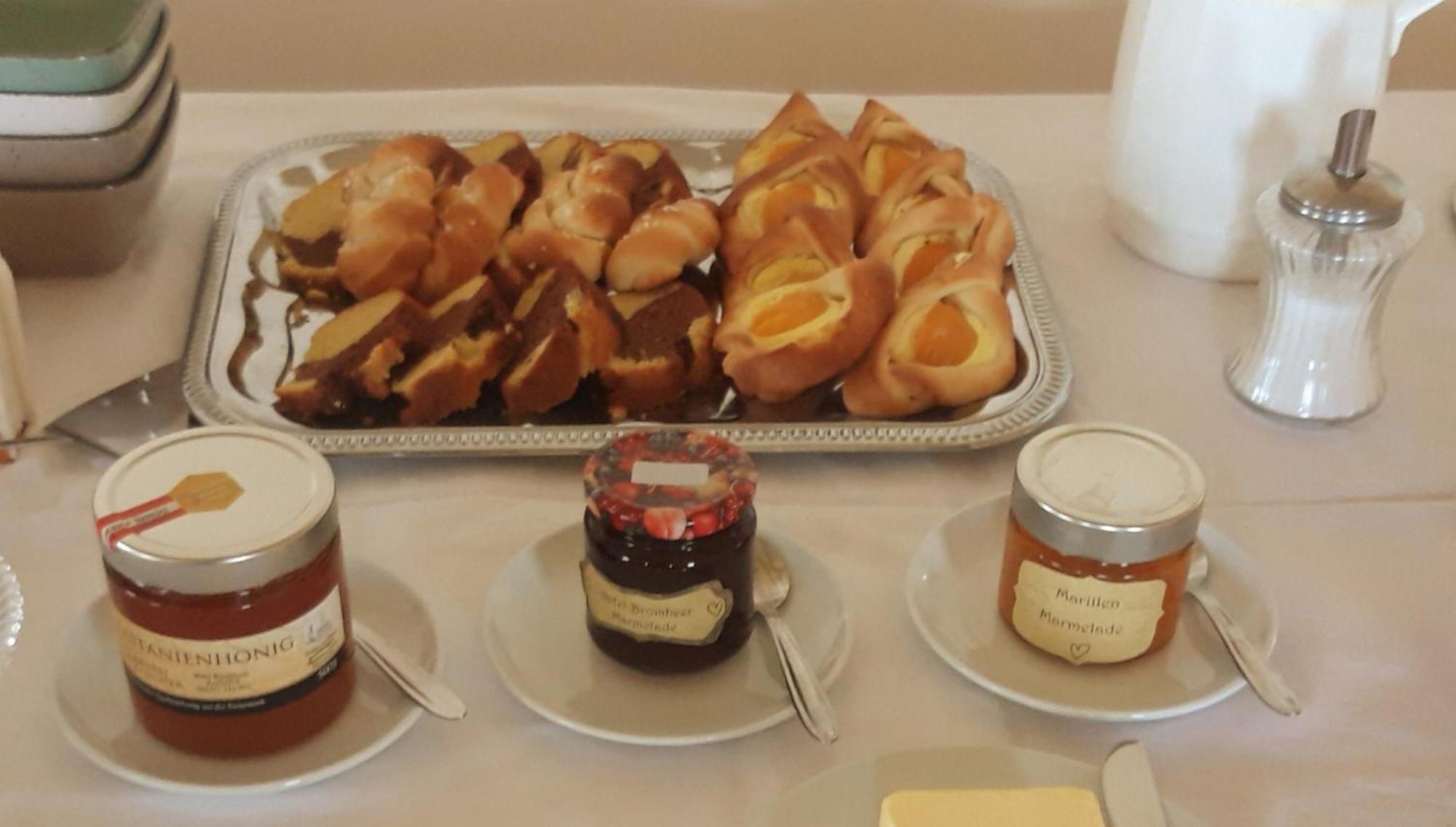 Weinhof Reichmann Bed & Breakfast Sankt Peter am Ottersbach Ngoại thất bức ảnh