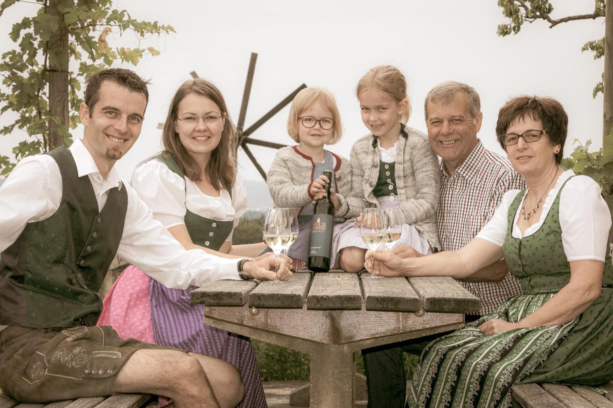 Weinhof Reichmann Bed & Breakfast Sankt Peter am Ottersbach Ngoại thất bức ảnh